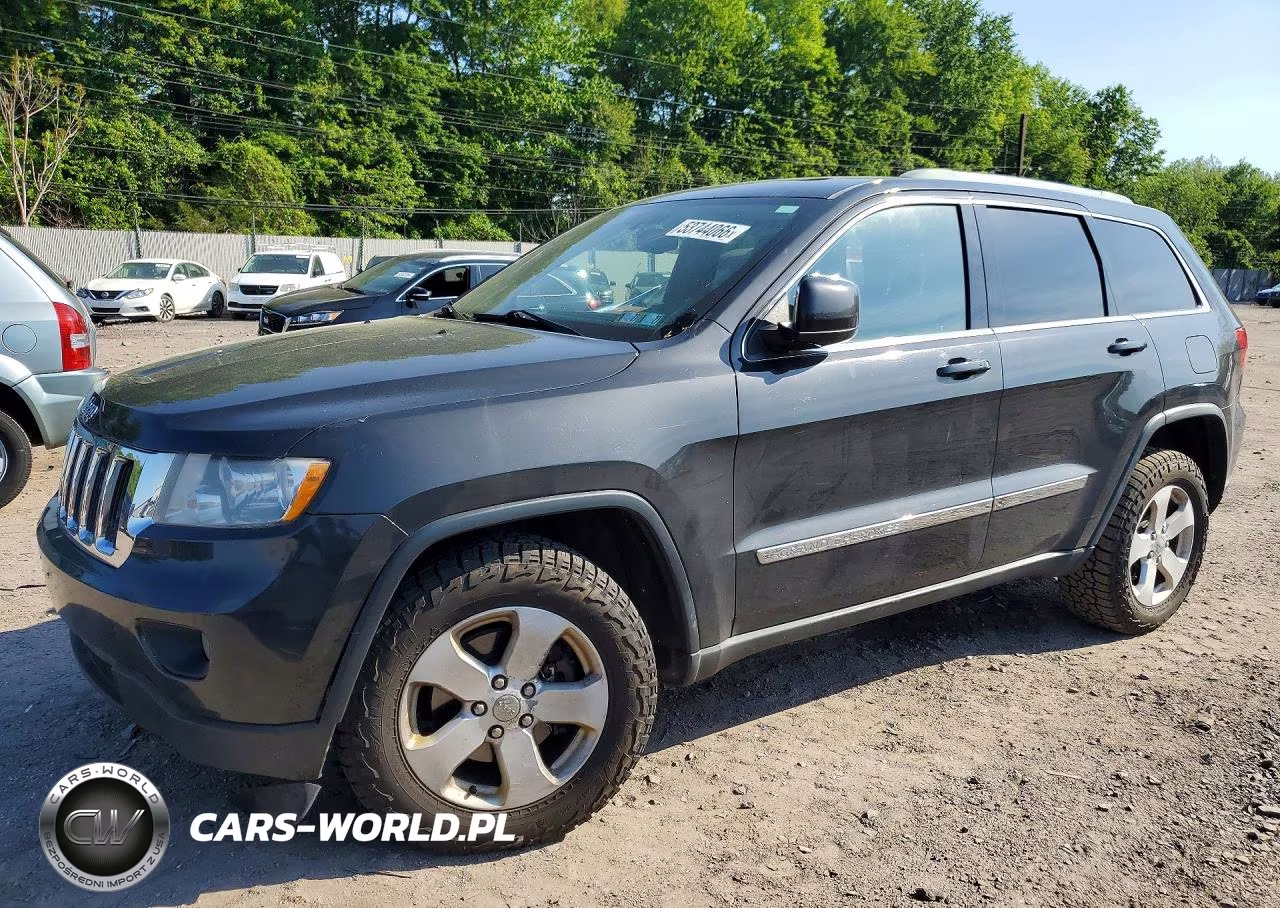 2011 Jeep Grand Cherokee Laredo VIN:1J4RR4GG0BC590641 - 1