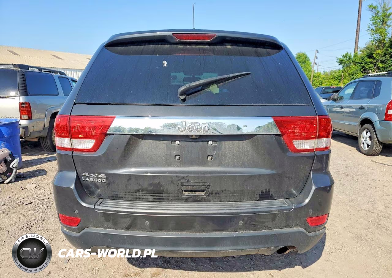 2011 Jeep Grand Cherokee Laredo VIN:1J4RR4GG0BC590641 - 6