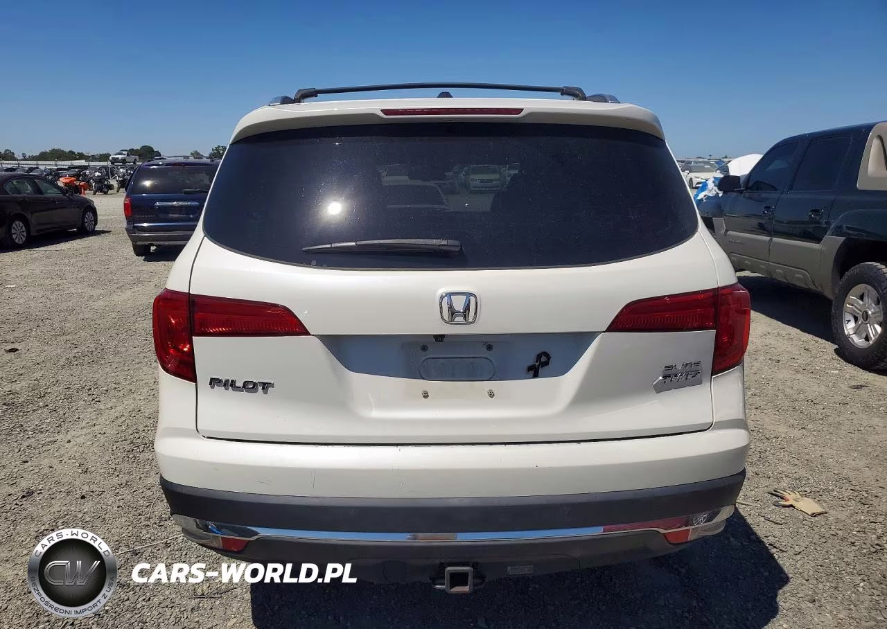 2017 Honda Pilot Elite VIN:5FNYF6H02HB031269 - 6