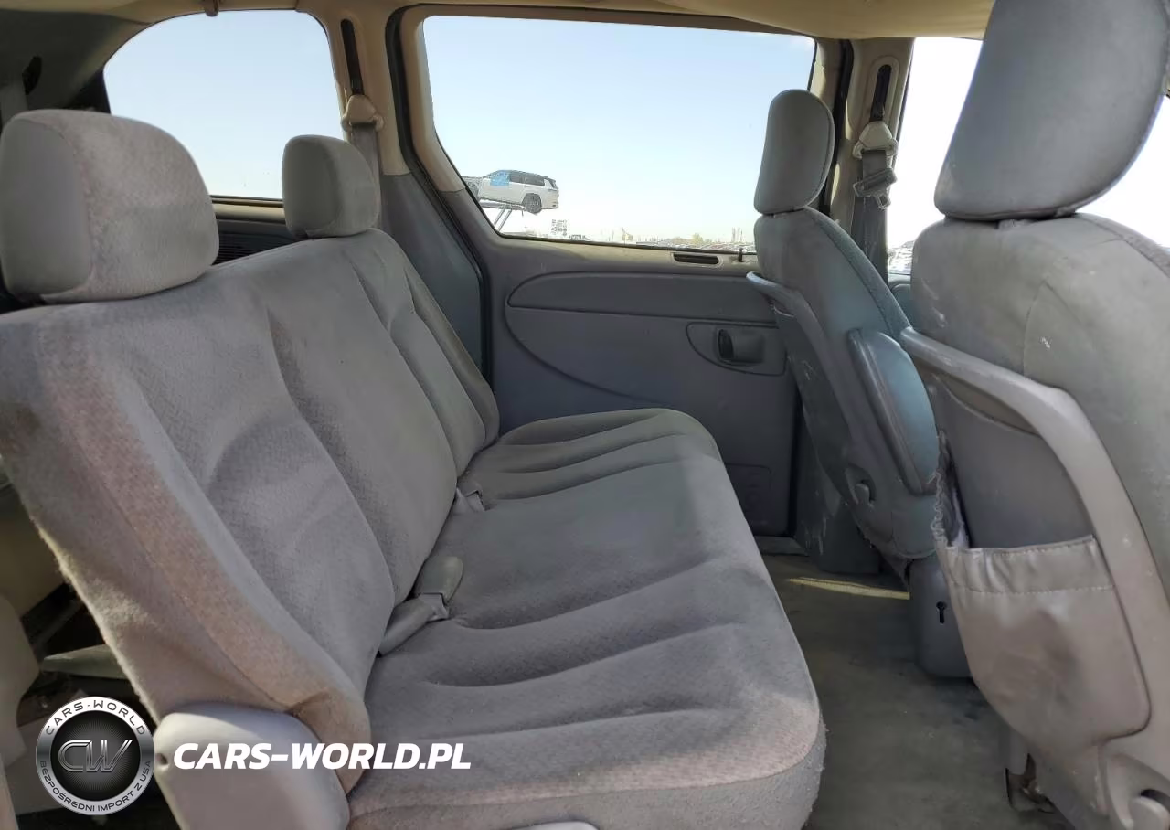 2005 Chrysler Town & Cntry VIN:1C4GP45R35B392895 - 11