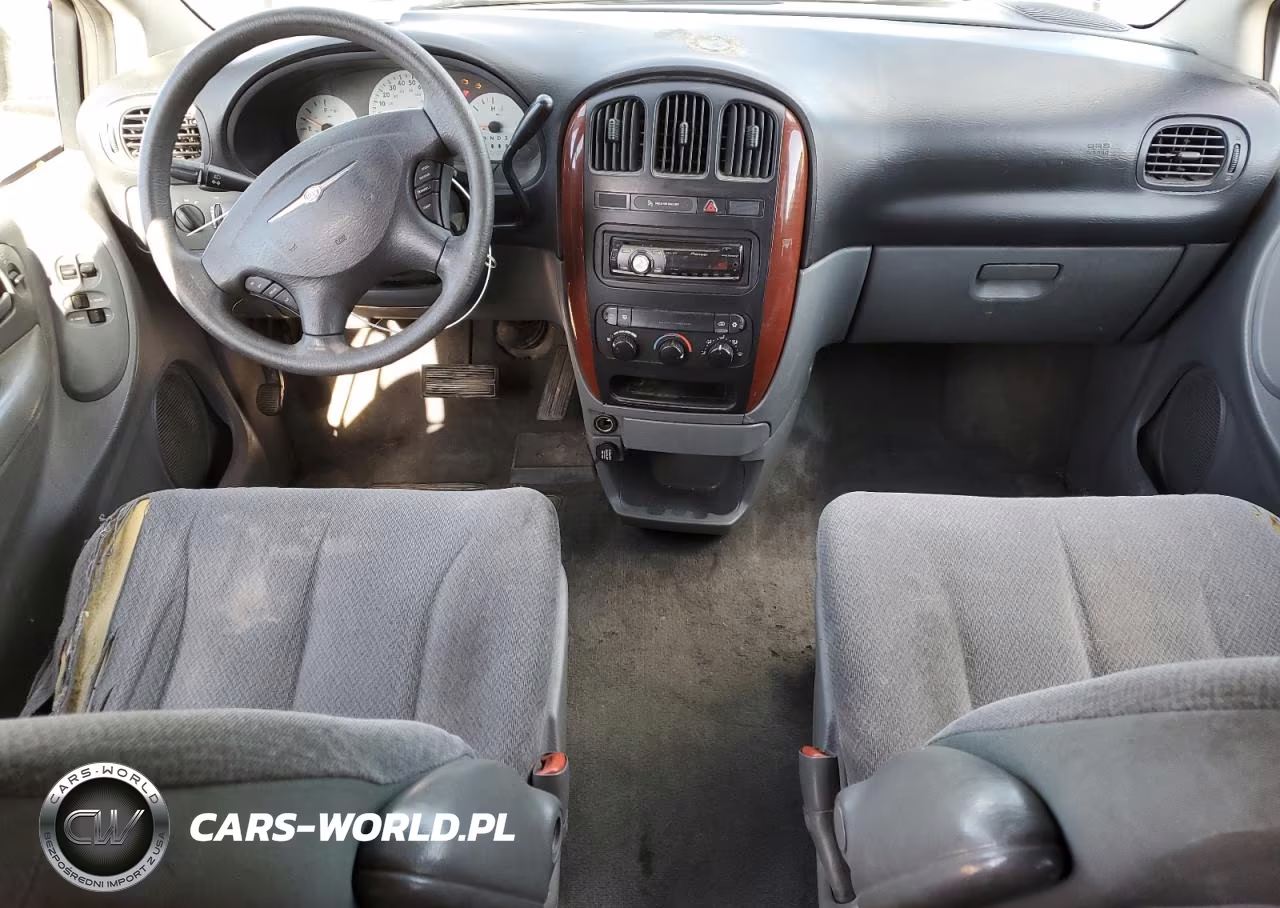2005 Chrysler Town & Cntry VIN:1C4GP45R35B392895 - 8