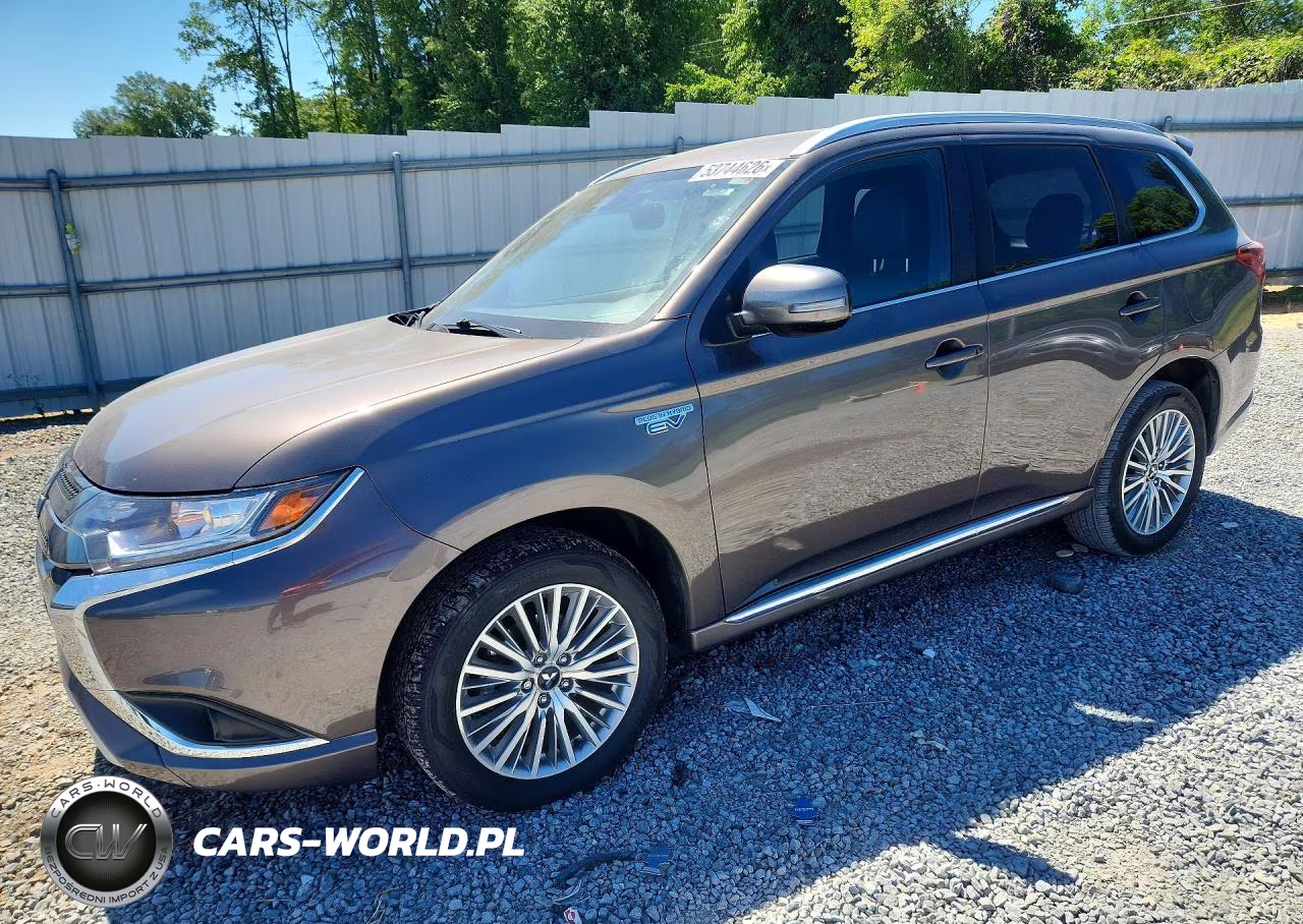 2020 Mitsubishi Outlander Sel