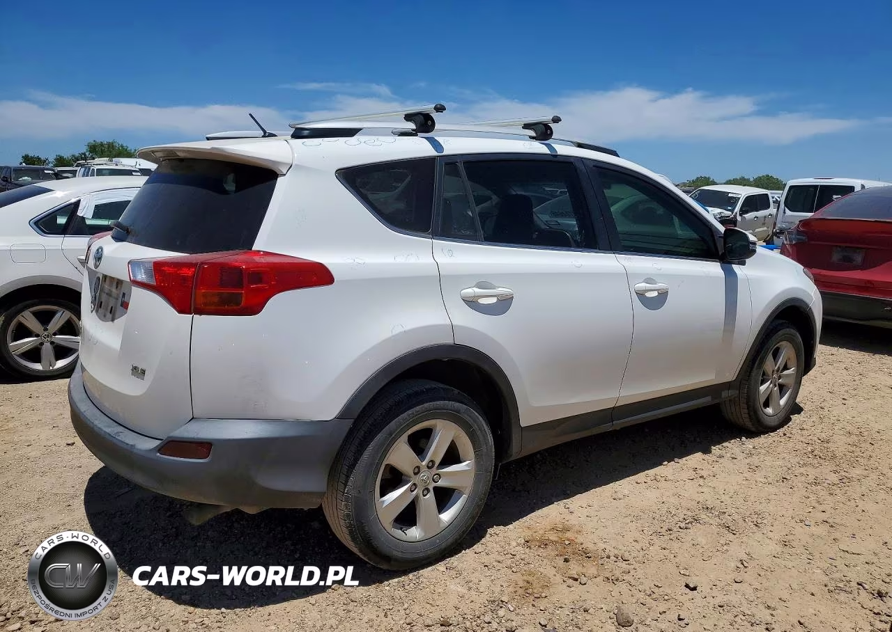 2013 Toyota Rav4 Xle VIN:JTMWFREV4DD025841 - 3
