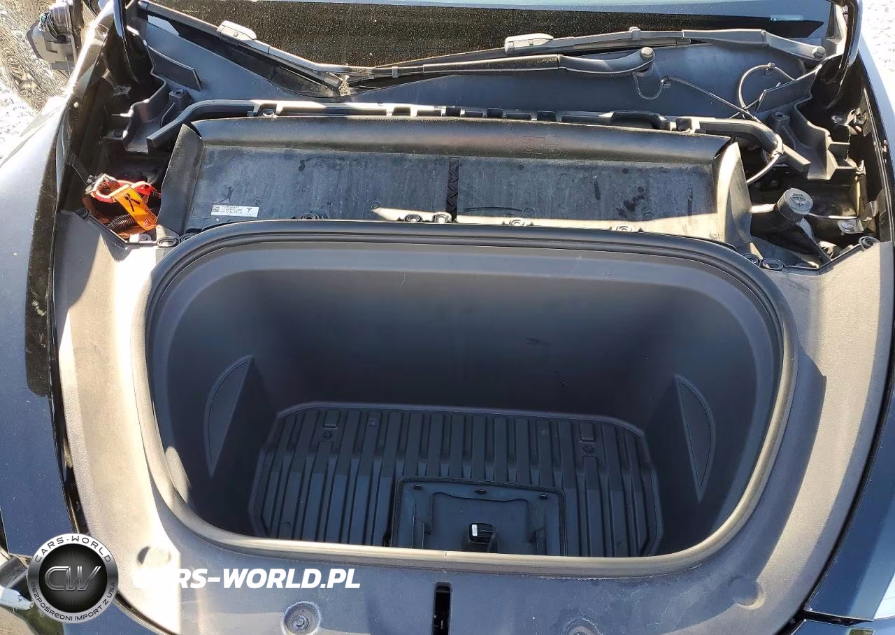 2022 Tesla Model Y VIN:7SAYGDEE6NA005917 - 11