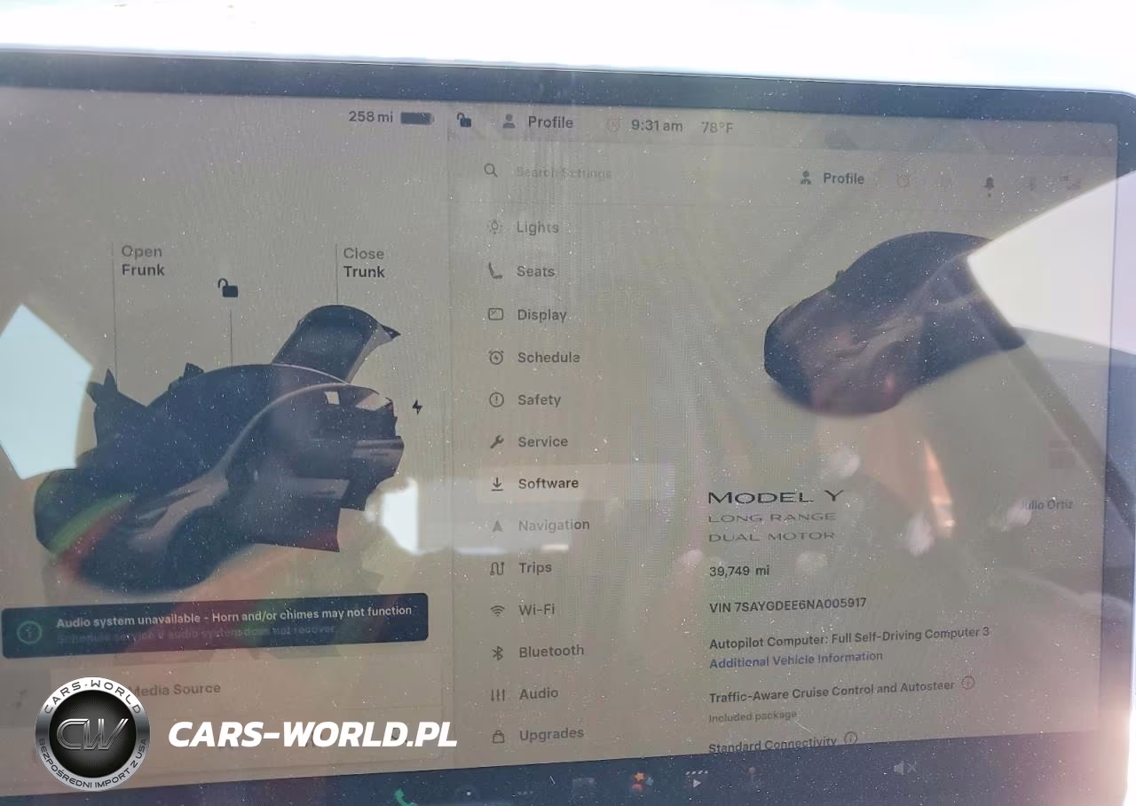2022 Tesla Model Y VIN:7SAYGDEE6NA005917 - 9