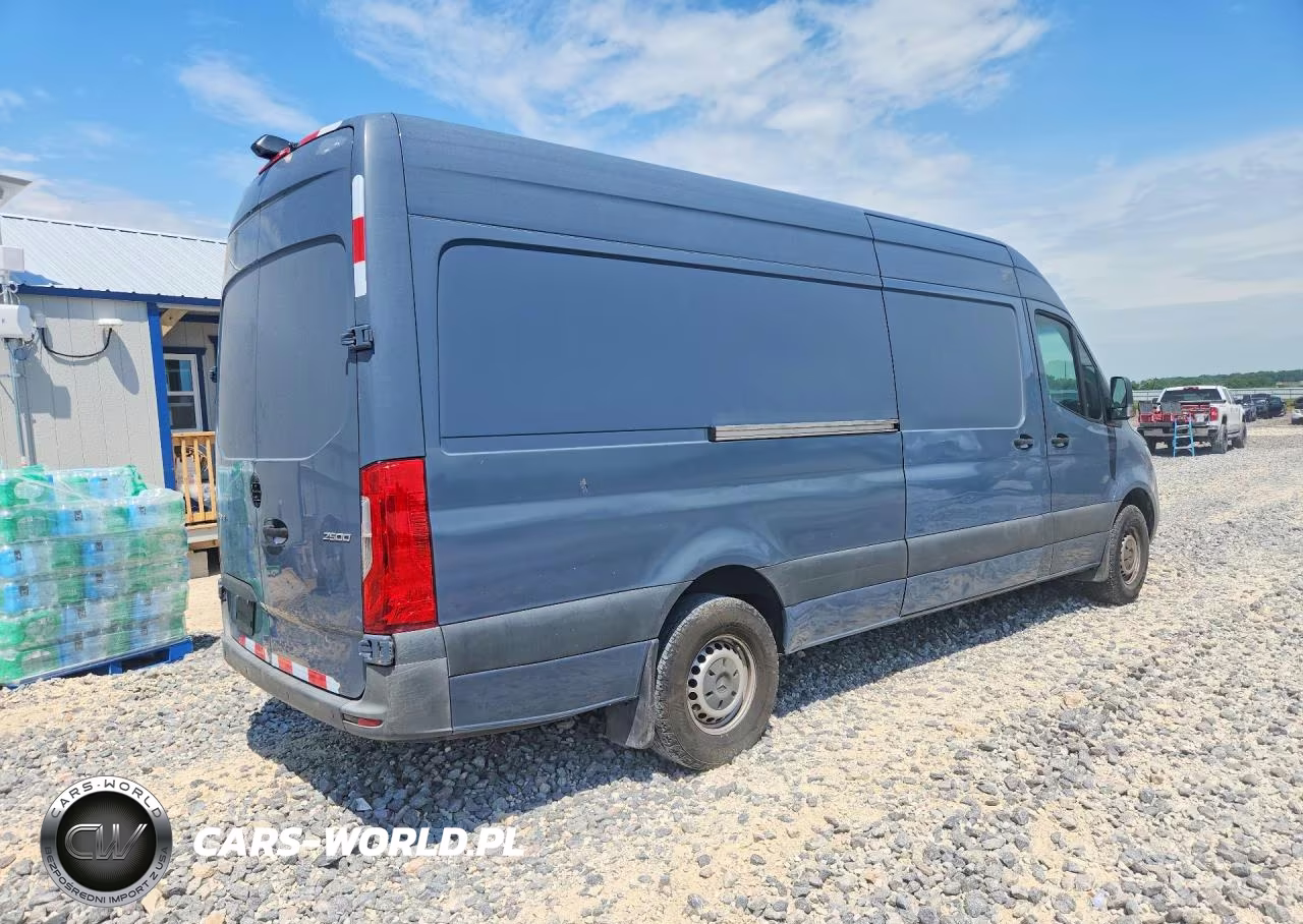 2019 Mercedes-Benz Sprinter 2500 VIN:WD4PF1CD4KP152316 - 3