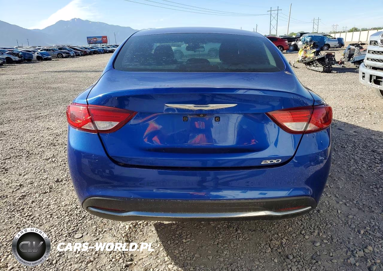 2015 Chrysler 200 Limited VIN:1C3CCCAB0FN663736 - 6