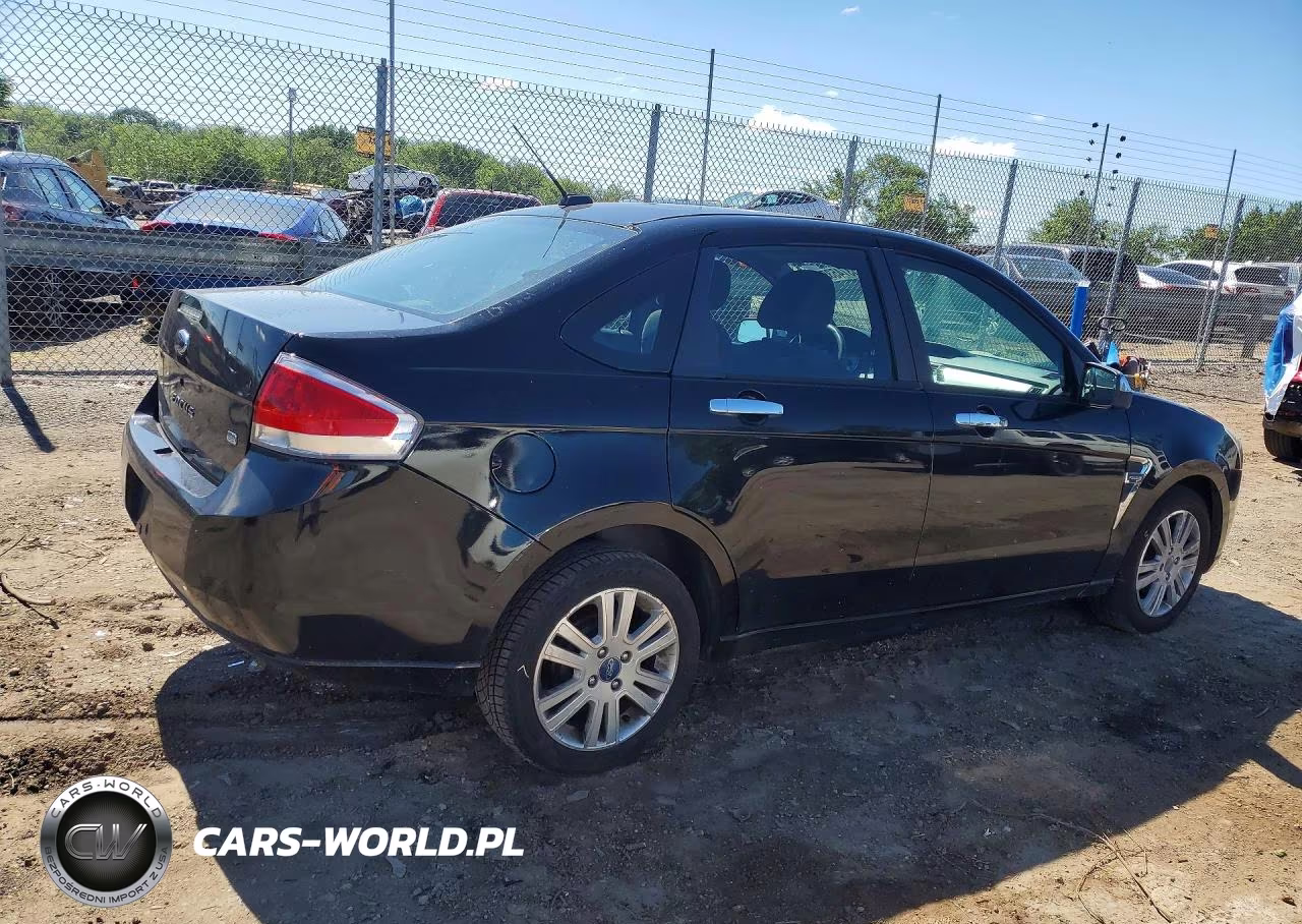 2008 Ford Focus Se VIN:1FAHP35N78W165966 - 3