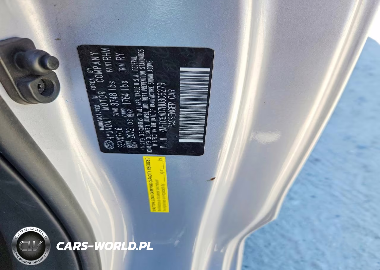 2017 Hyundai Veloster Base VIN:KMHTC6AD7HU306279 - 14