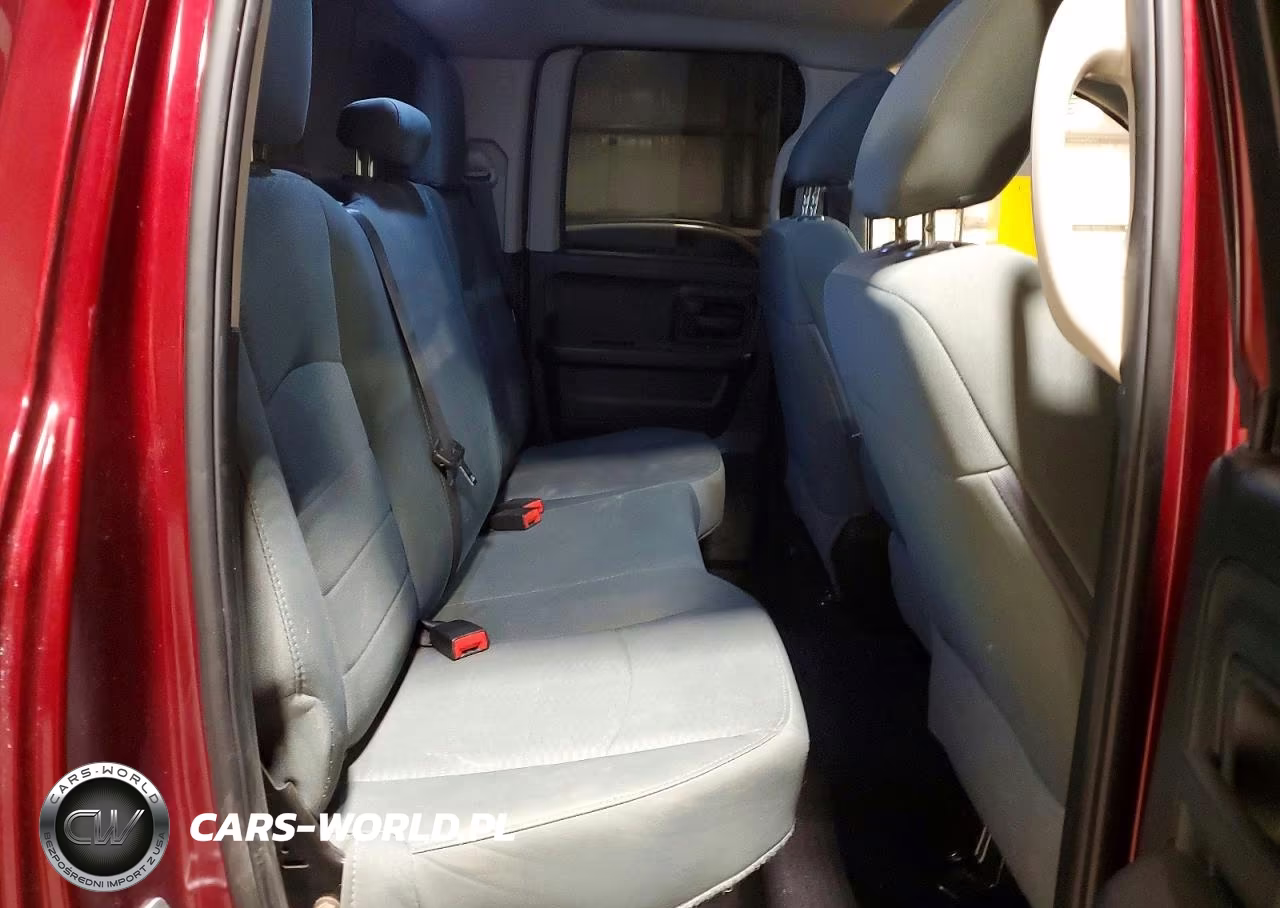 2019 Ram 1500 Classic Tradesman VIN:1C6RR7FG1KS514125 - 10