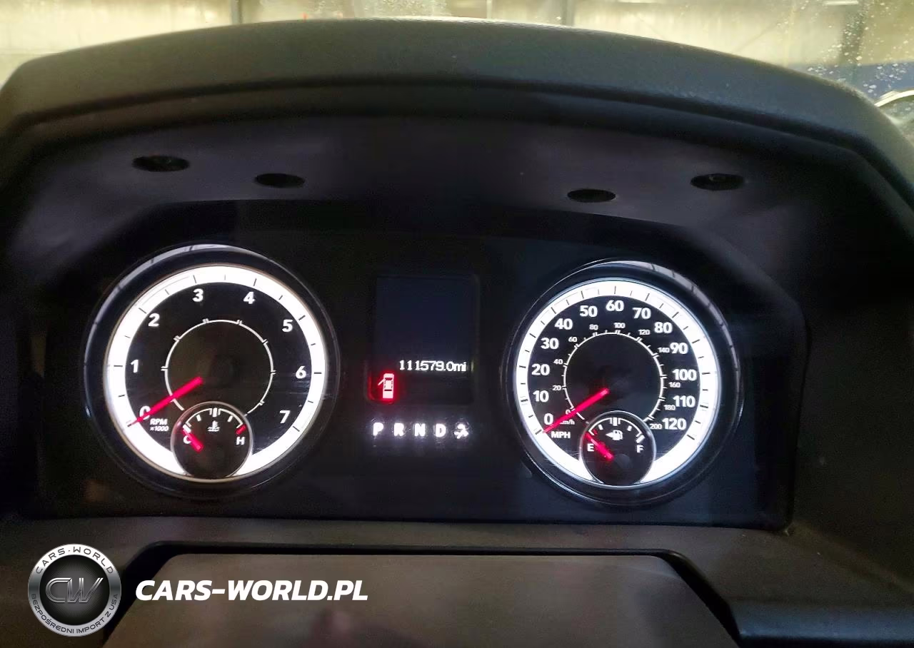 2019 Ram 1500 Classic Tradesman VIN:1C6RR7FG1KS514125 - 9
