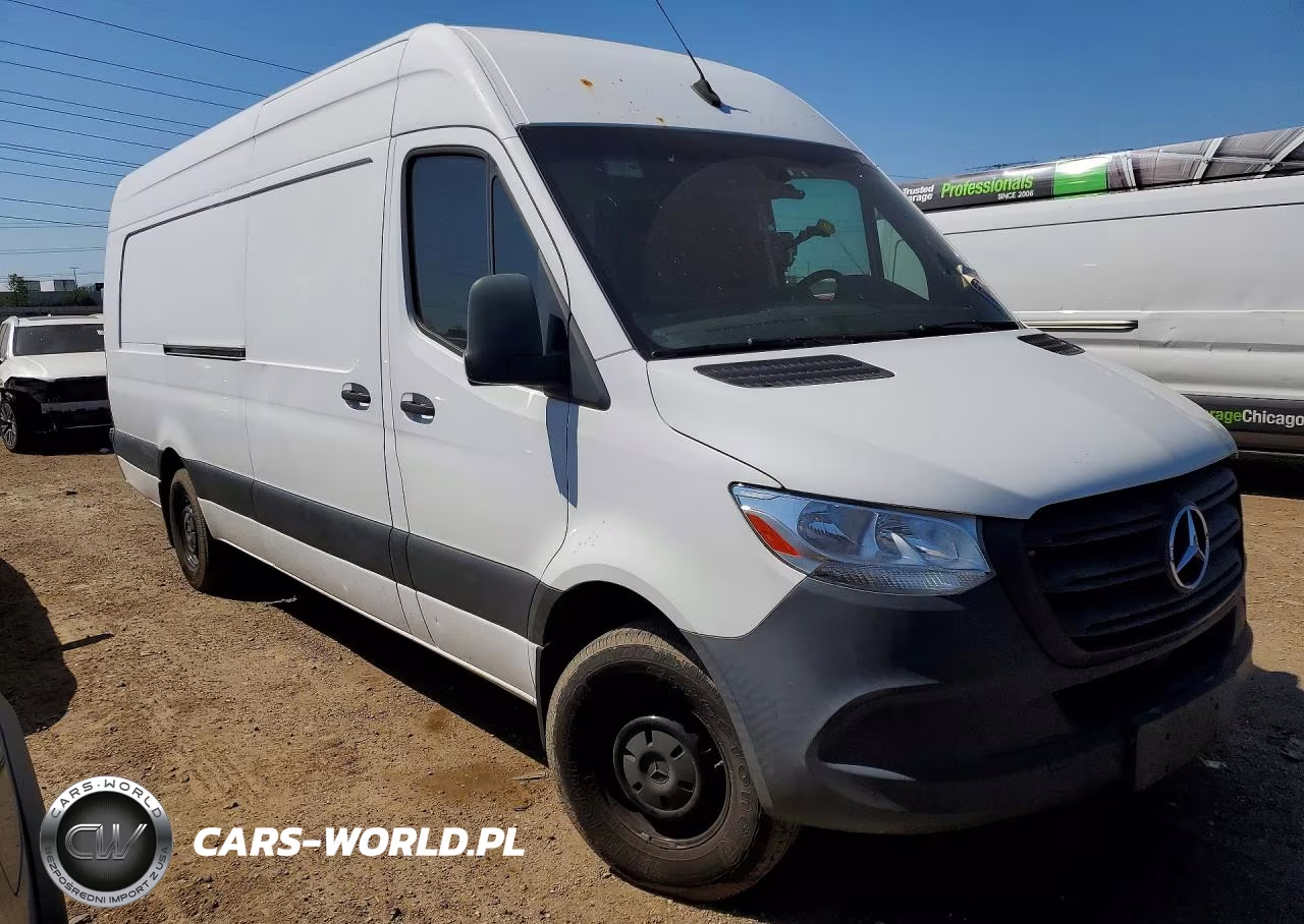 2019 Mercedes Benz Sprinter 2500 VIN:WD4PF1CD1KP156579 - 4