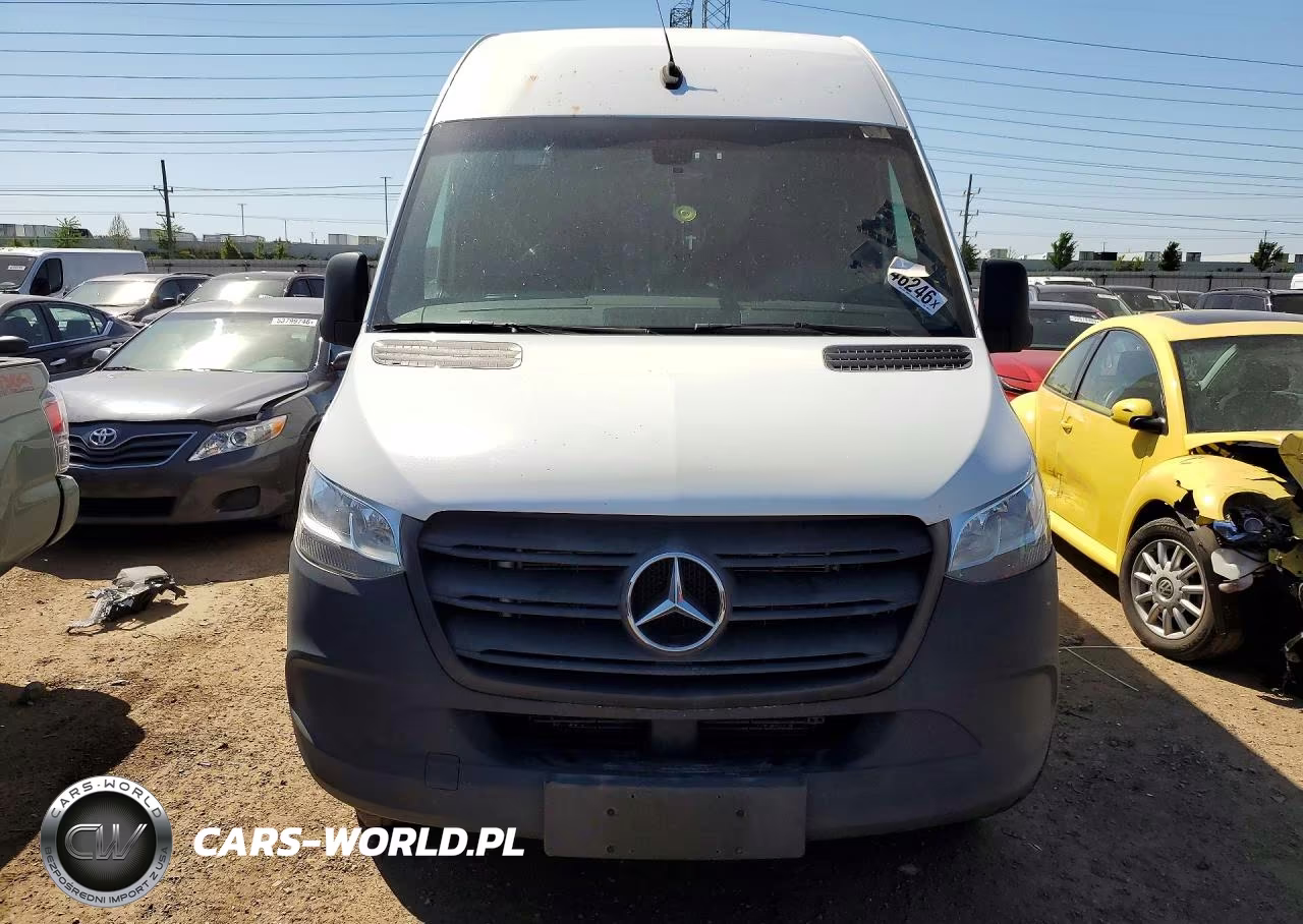 2019 Mercedes Benz Sprinter 2500 VIN:WD4PF1CD1KP156579 - 5