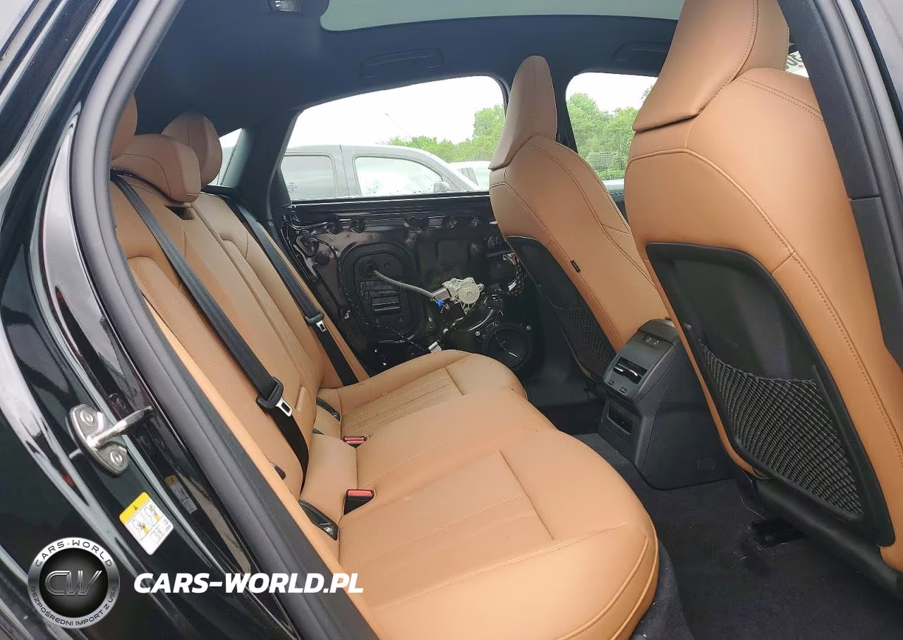 2025 Audi A5 VIN:WAU2BCFU7SN071617 - 10