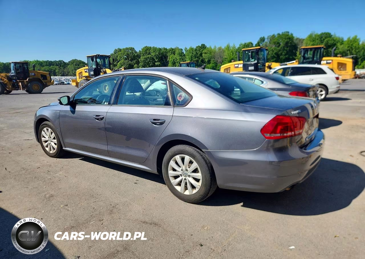 2013 Volkswagen Passat S VIN:1VWAP7A31DC135765 - 2