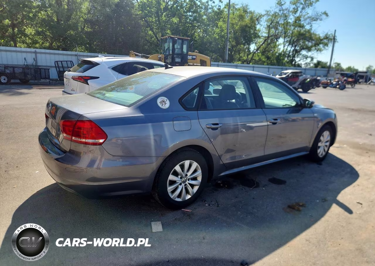 2013 Volkswagen Passat S VIN:1VWAP7A31DC135765 - 3