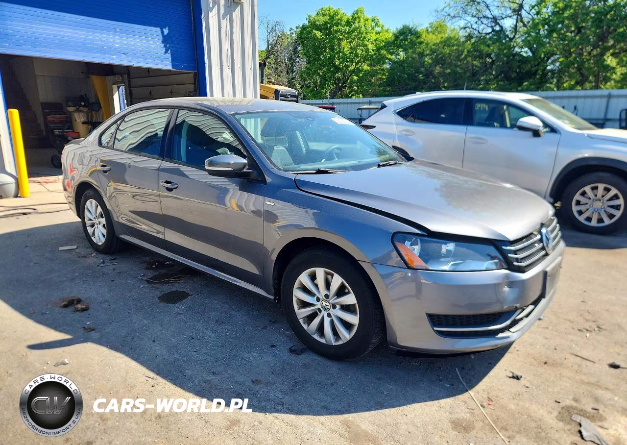2013 Volkswagen Passat S VIN:1VWAP7A31DC135765 - 4
