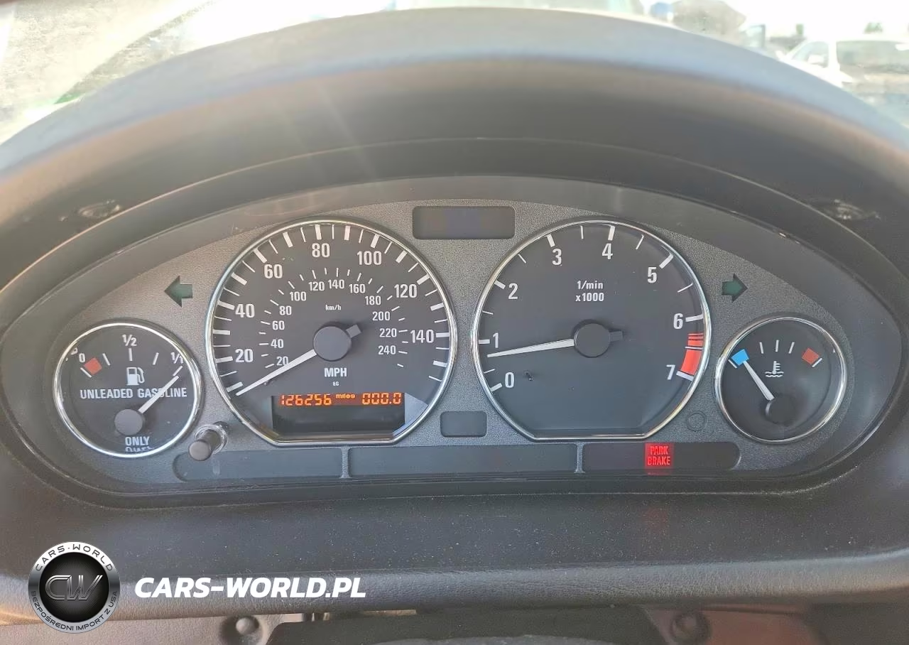 1998 BMW Z3 1.9 VIN:4USCH7329WLE06570 - 9