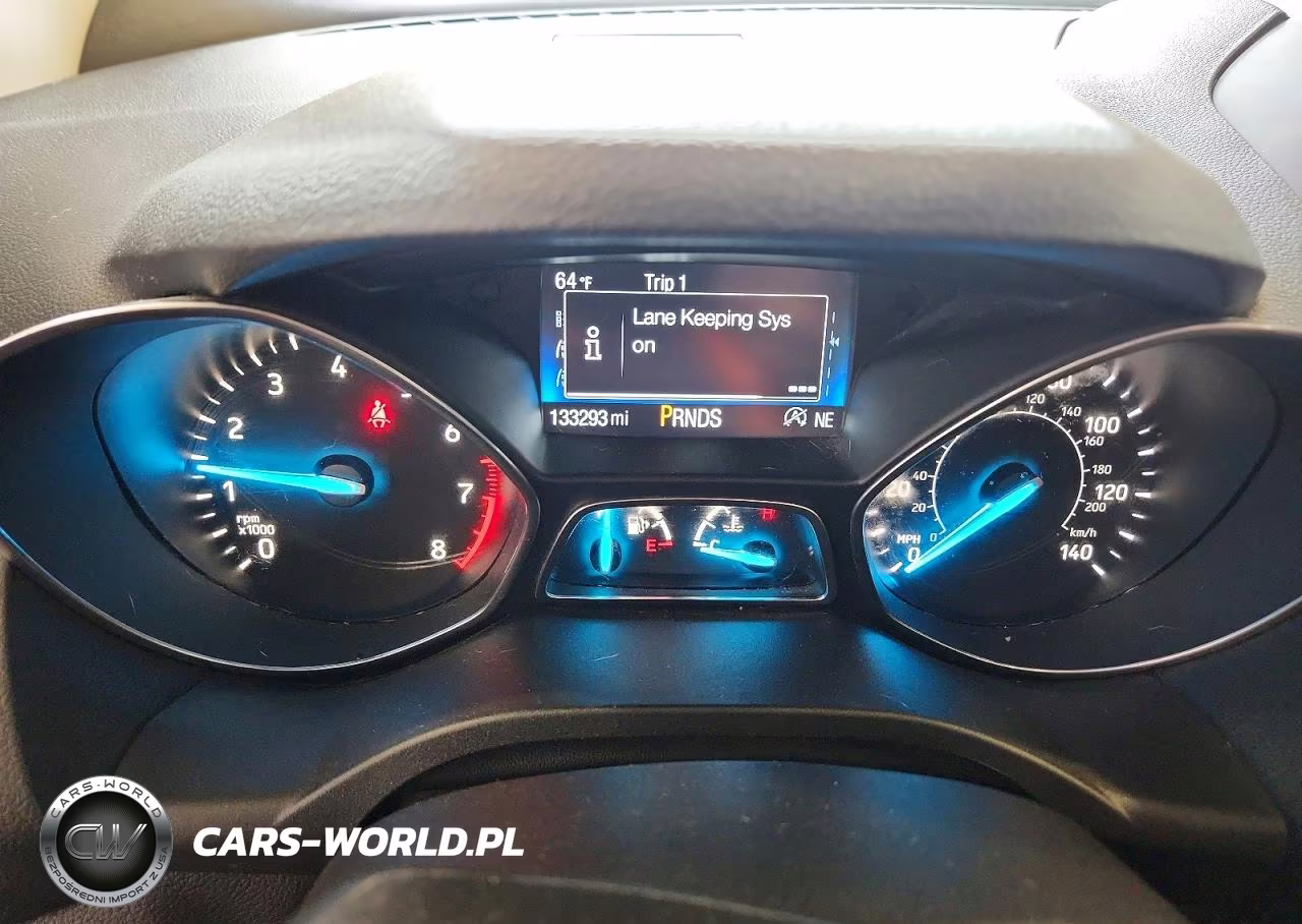 2019 Ford Escape Titanium VIN:1FMCU9J94KUC26312 - 9