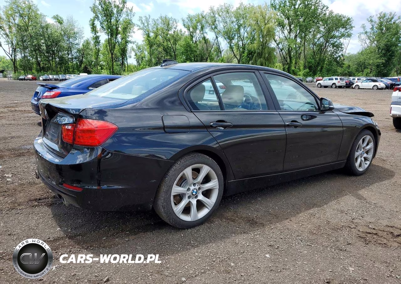 2013 BMW 335 Xi VIN:WBA3B9C55DF585287 - 3