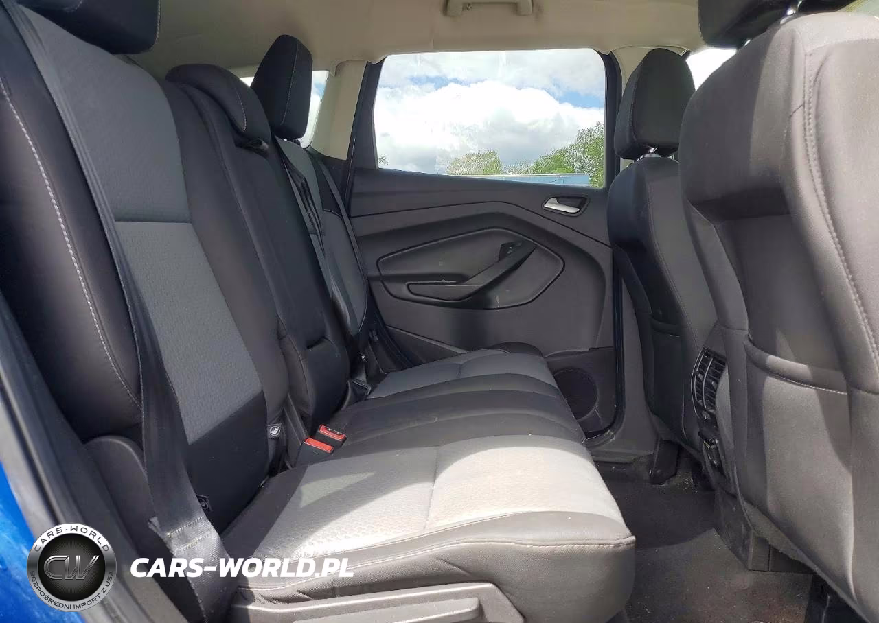 2017 Ford Escape Se VIN:1FMCU0GD3HUC45448 - 11