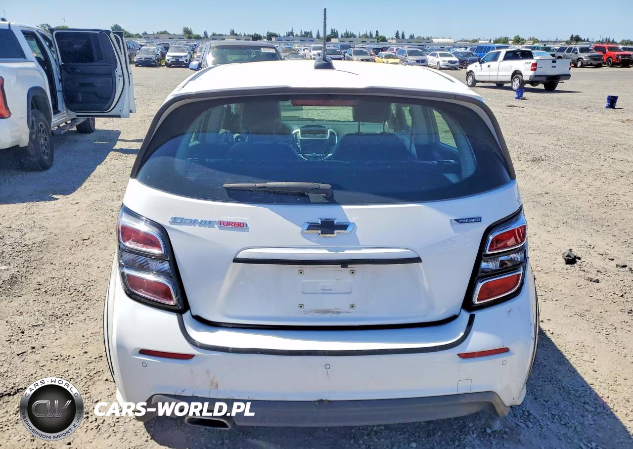 2018 Chevrolet Sonic Premier VIN:1G1JF6SB3J4123234 - 6