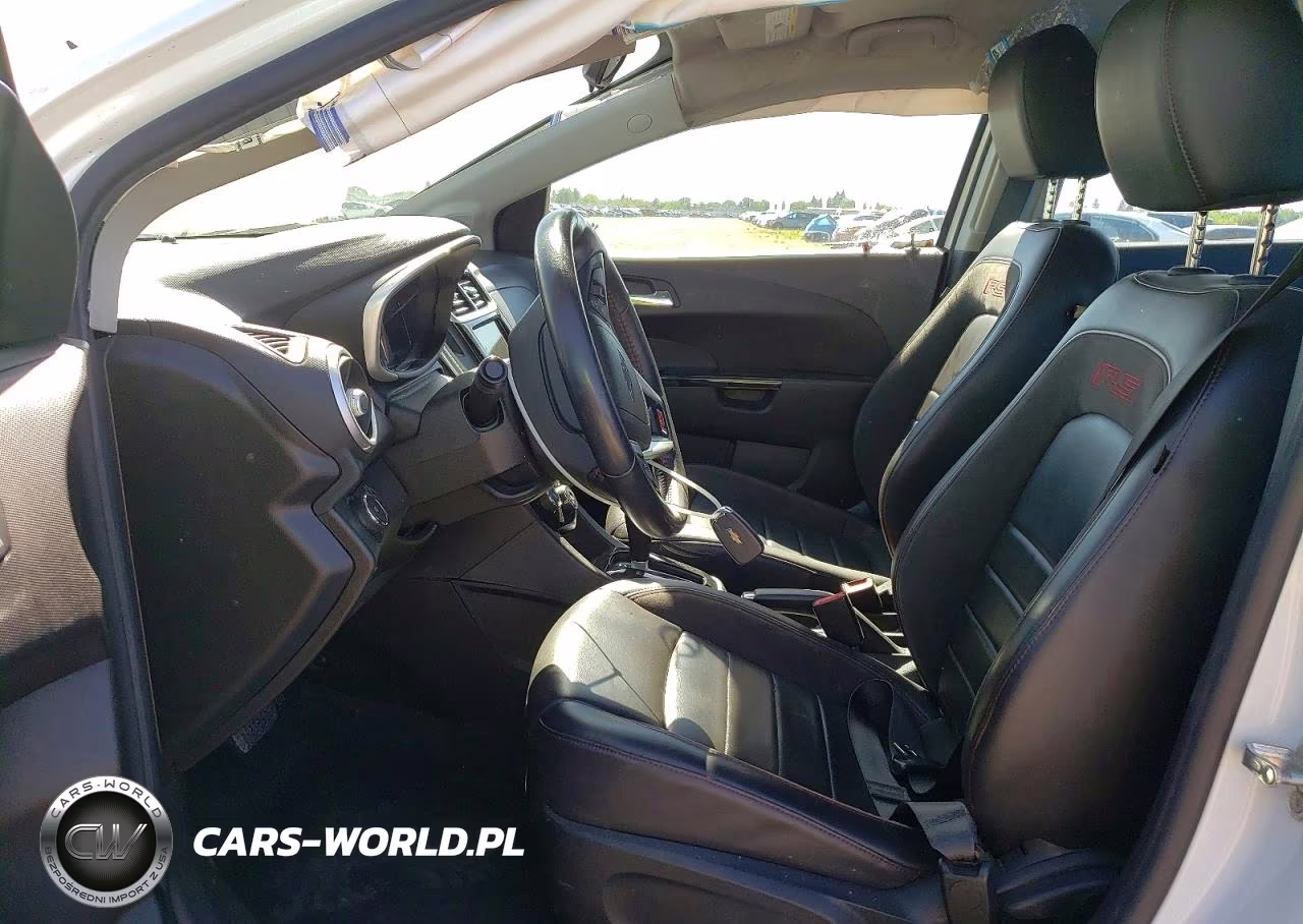 2018 Chevrolet Sonic Premier VIN:1G1JF6SB3J4123234 - 7