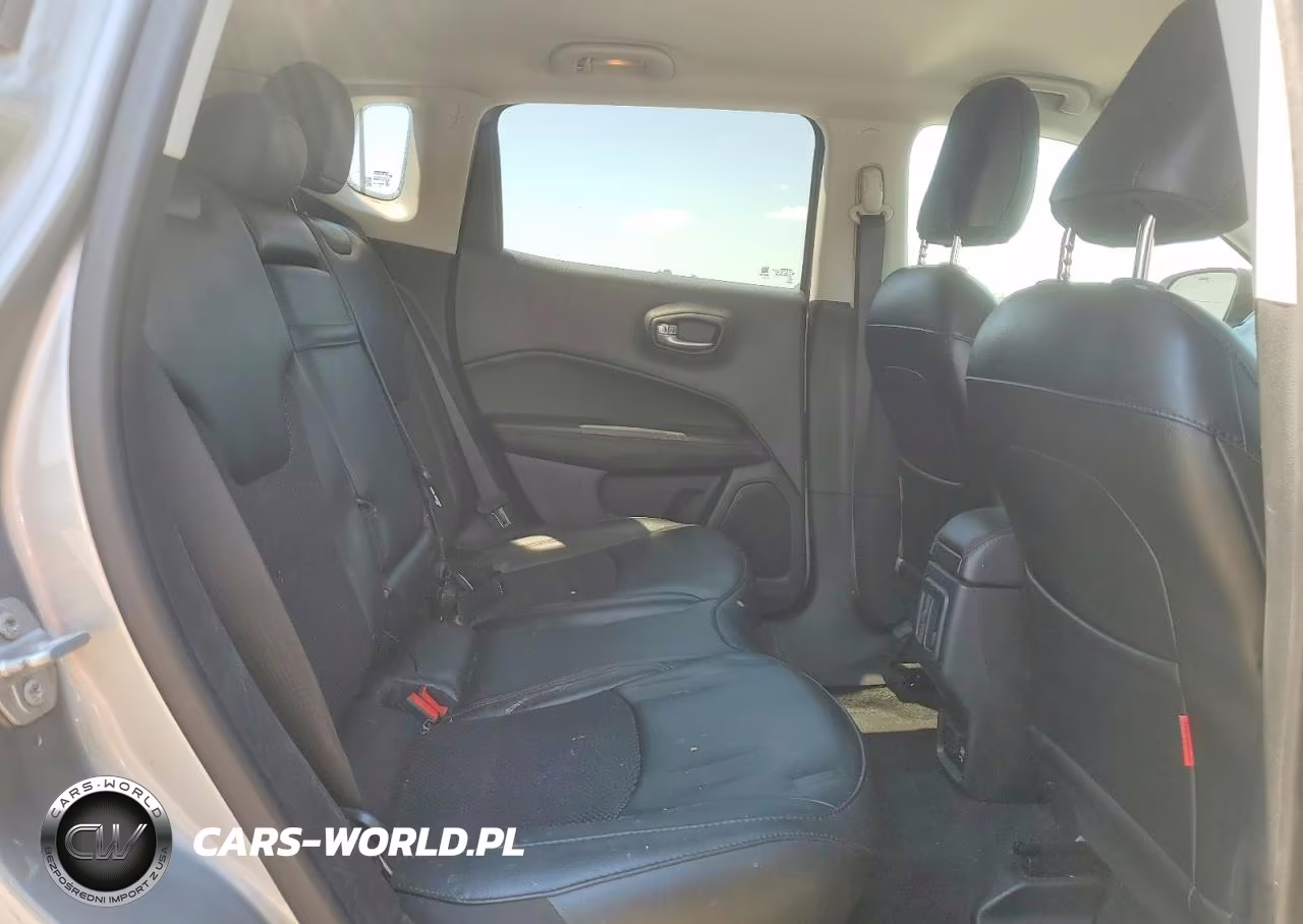 2019 Jeep Compass Trailhawk VIN:3C4NJDDB0KT759825 - 11