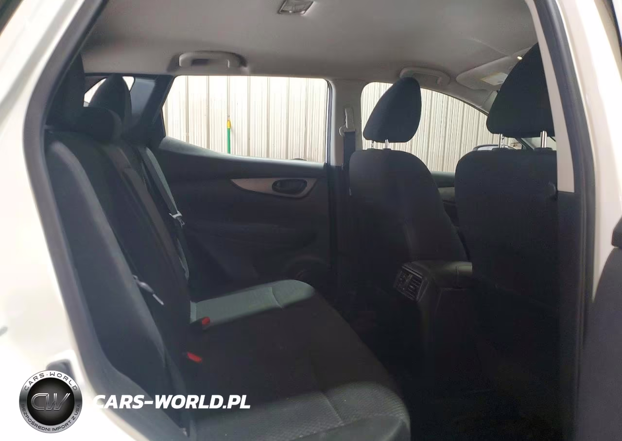 2018 Nissan Rogue Sport S VIN:JN1BJ1CP5JW108930 - 11