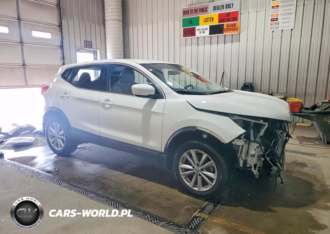 2018 Nissan Rogue Sport S VIN:JN1BJ1CP5JW108930 - 4