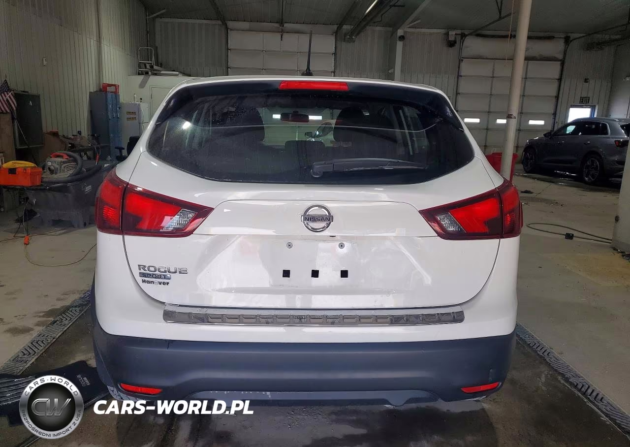 2018 Nissan Rogue Sport S VIN:JN1BJ1CP5JW108930 - 6