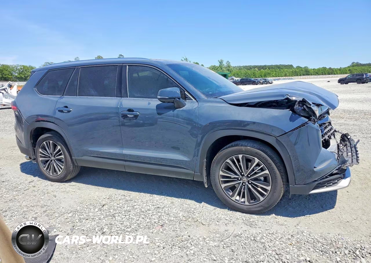 2026 Toyota Grand Highlander Hybrid Max Platinum VIN:5TDADAB55TS030894 - 4