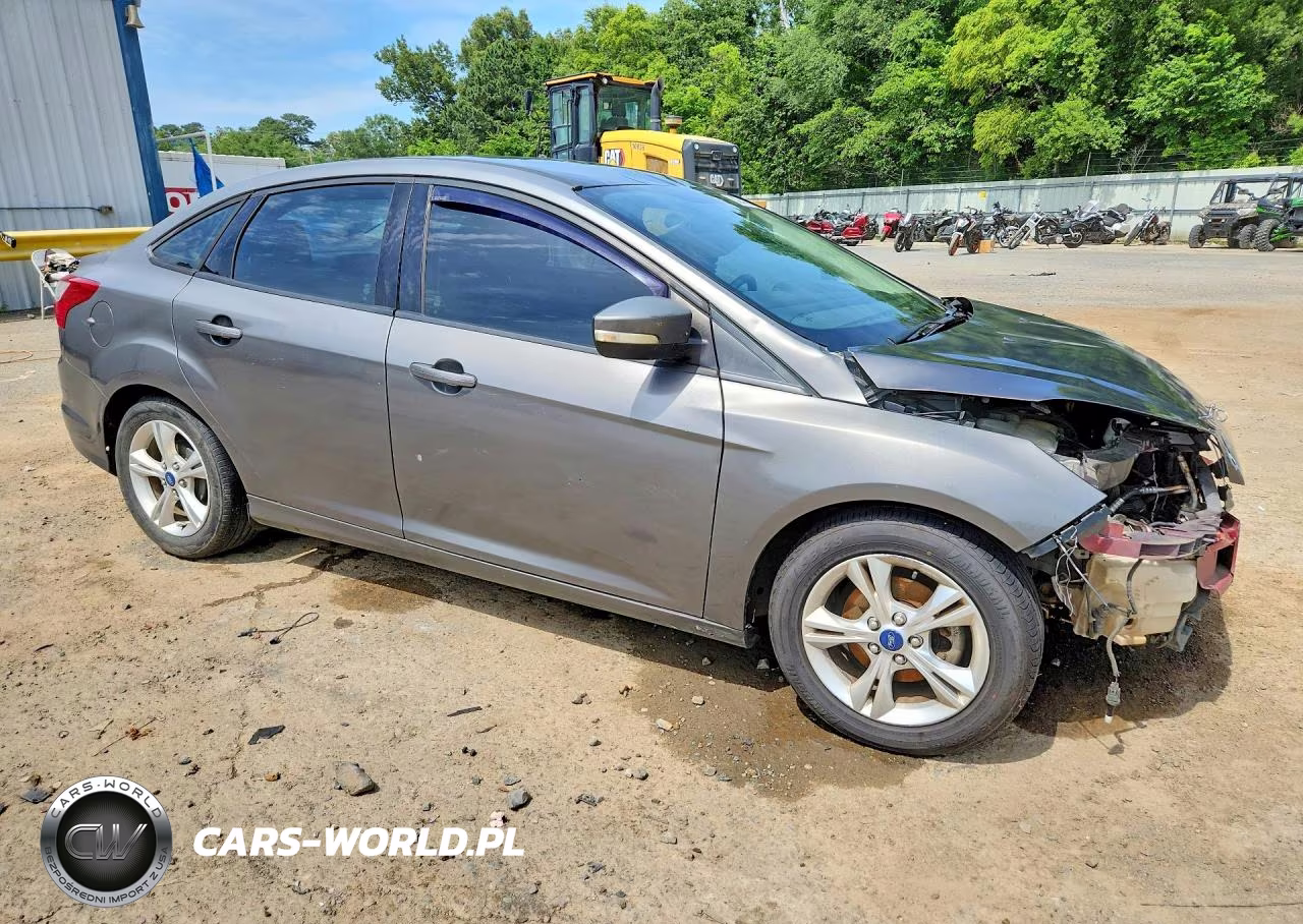 2014 Ford Focus Se VIN:1FADP3F20EL216157 - 4