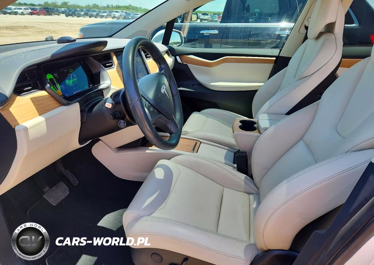 2018 Tesla Model X VIN:5YJXCDE28JF132515 - 7