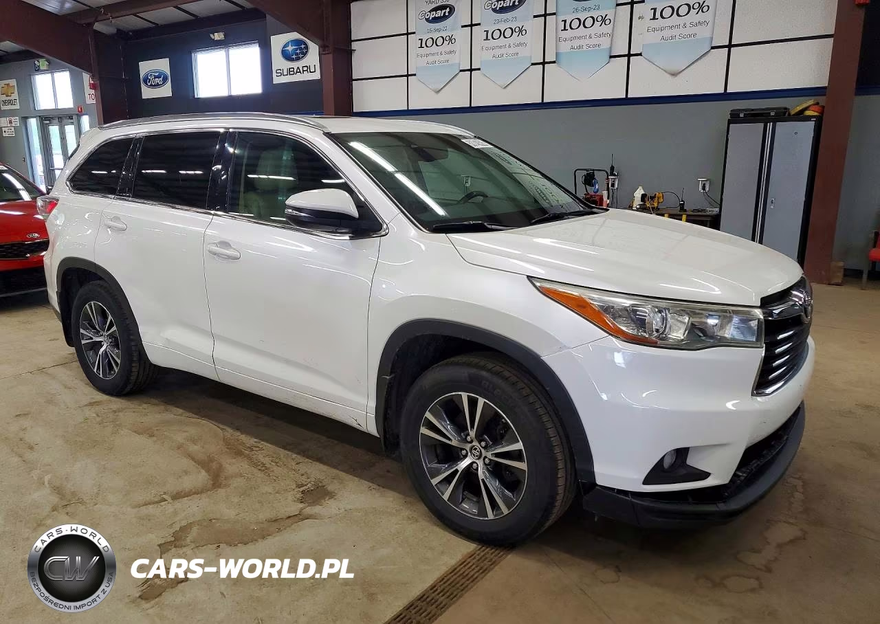 2016 Toyota Highlander Xle VIN:5TDJKRFH2GS307242 - 4