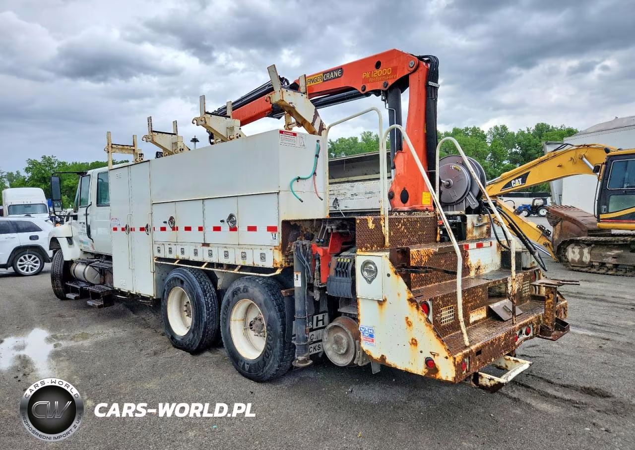 2013 International 7400 Crane Truck VIN:1HTWGAAR6DJ296623 - 3