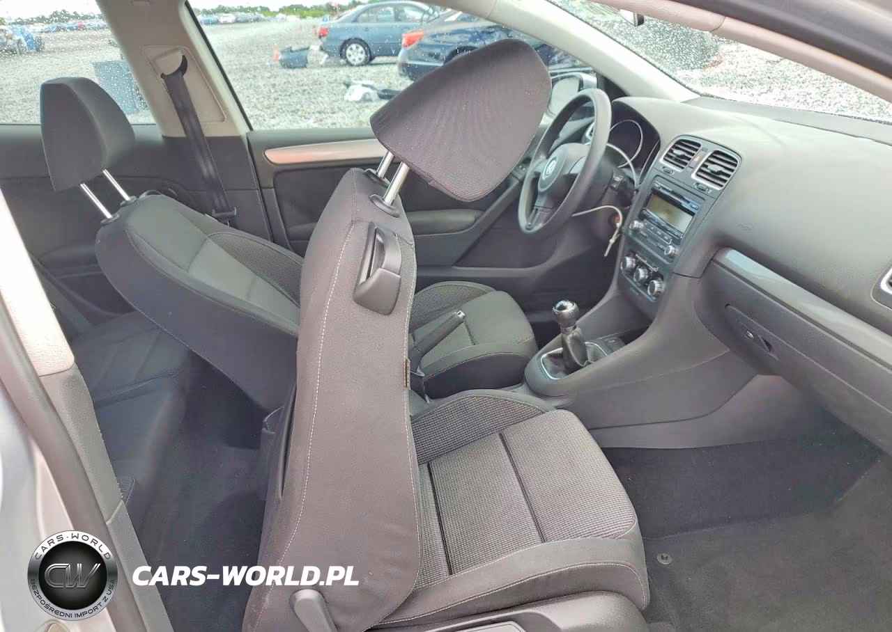 2011 Volkswagen Golf VIN:WVWAA7AJ7BW018710 - 10