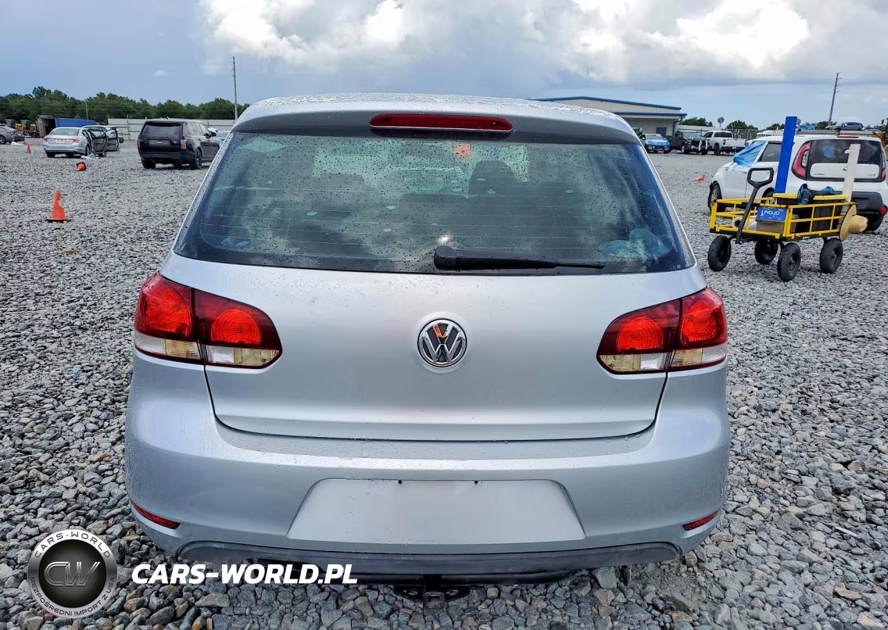2011 Volkswagen Golf VIN:WVWAA7AJ7BW018710 - 6