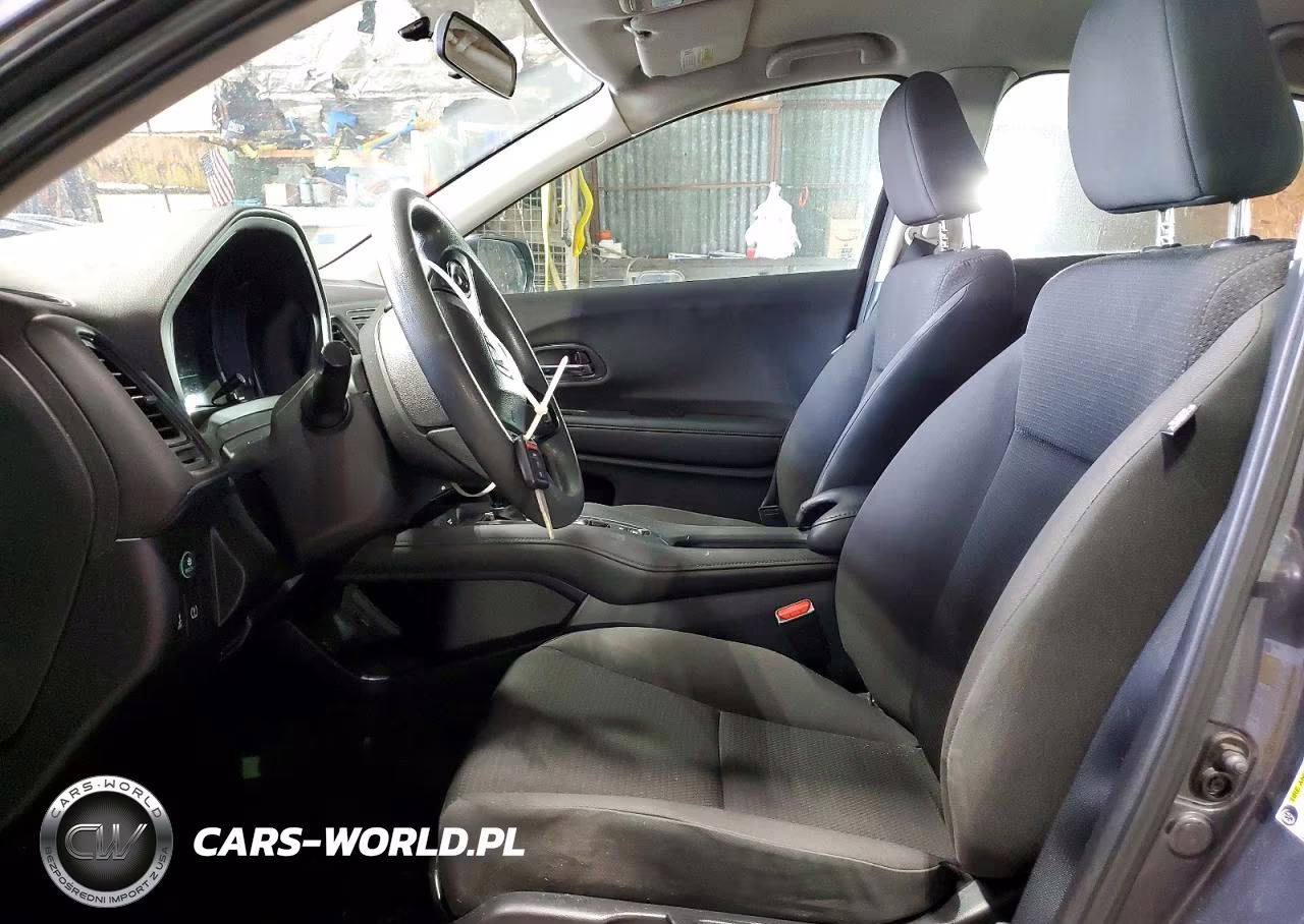 2019 Honda Hr-V Lx VIN:3CZRU6H36KG711384 - 7