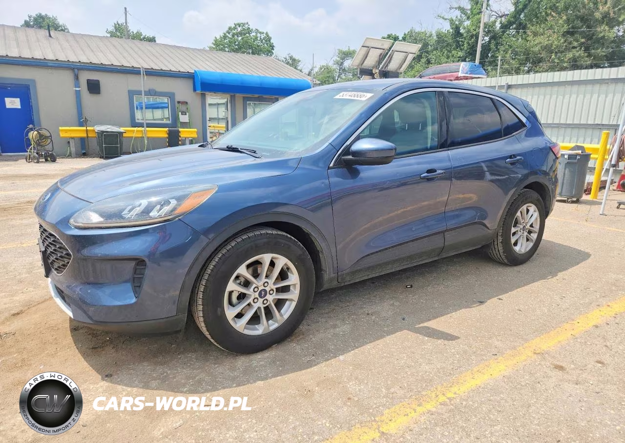 2020 Ford Escape Se
