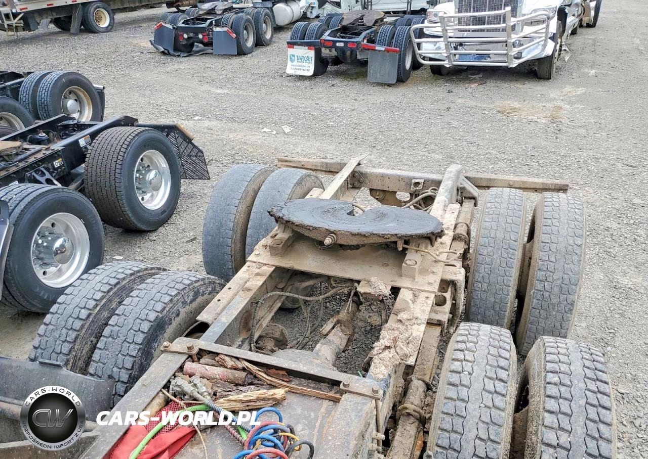 2001 Freightliner Conventional Fld120 Semi Truck VIN:1FUYFZYB31LH57174 - 6