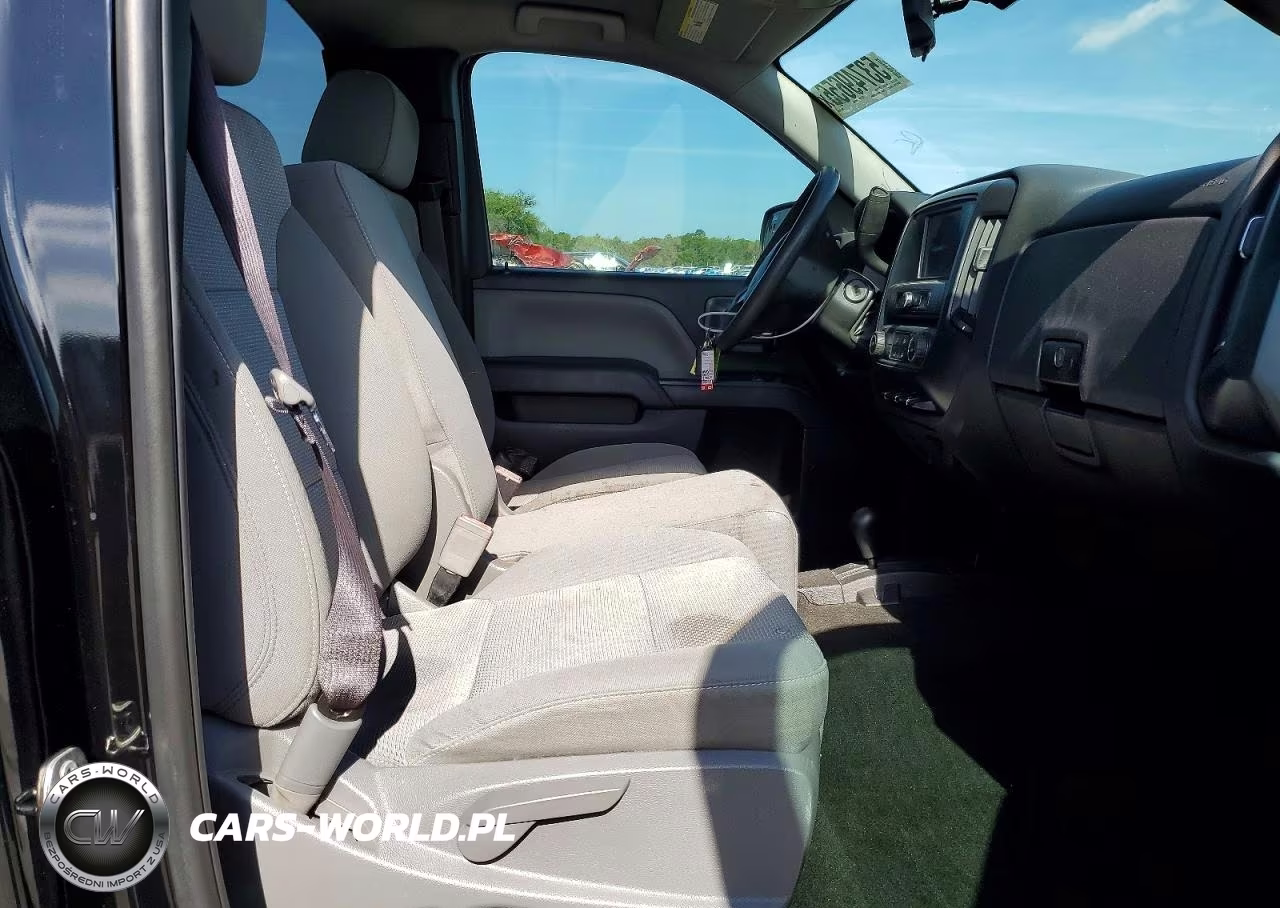 2017 Chevrolet Silverado K1500 VIN:1GCNKNEC6HZ378105 - 10