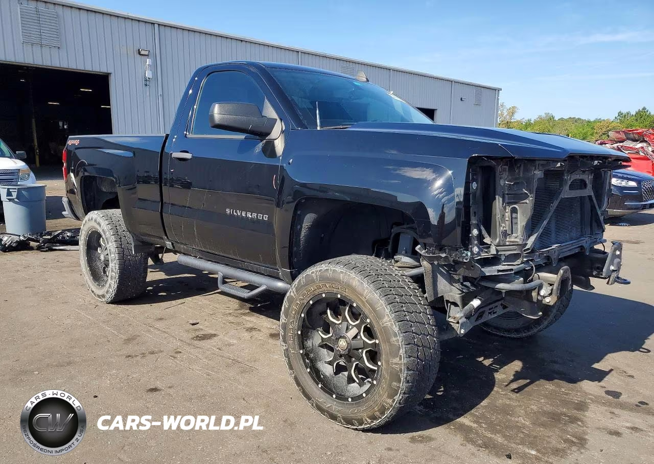 2017 Chevrolet Silverado K1500 VIN:1GCNKNEC6HZ378105 - 4