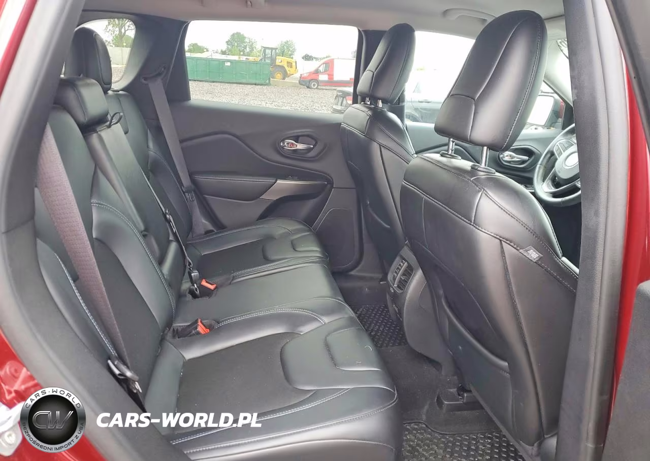 2019 Jeep Cherokee Latitude Plus VIN:1C4PJMLX1KD433169 - 11