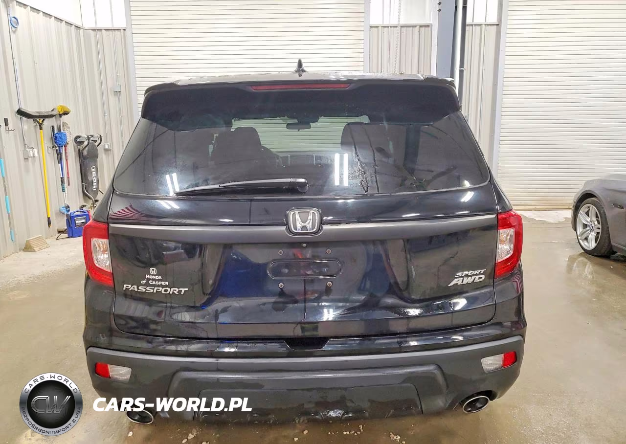 2019 Honda Passport Sport VIN:5FNYF8H2XKB030858 - 6