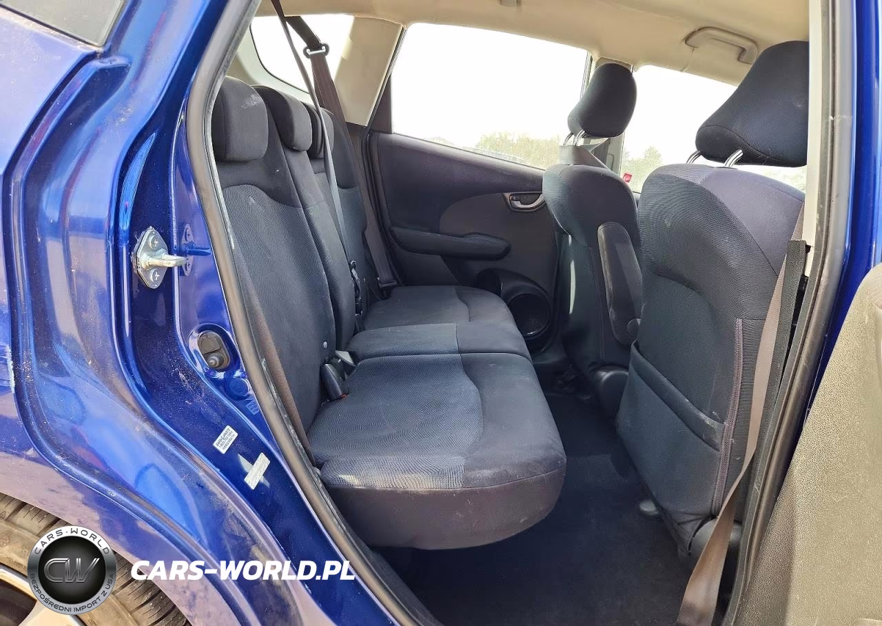 2010 Honda Fit Sport VIN:JHMGE8H43AS011200 - 10
