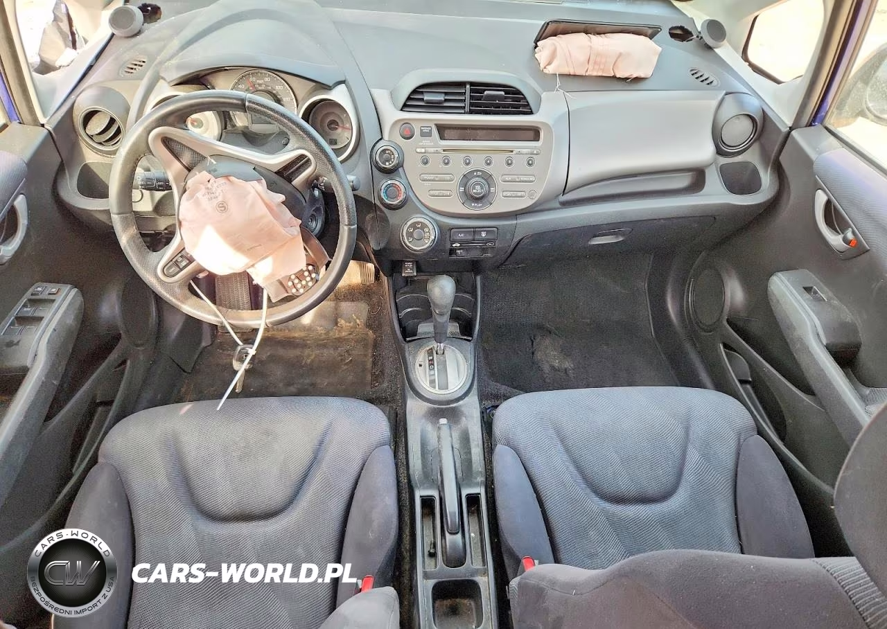 2010 Honda Fit Sport VIN:JHMGE8H43AS011200 - 8