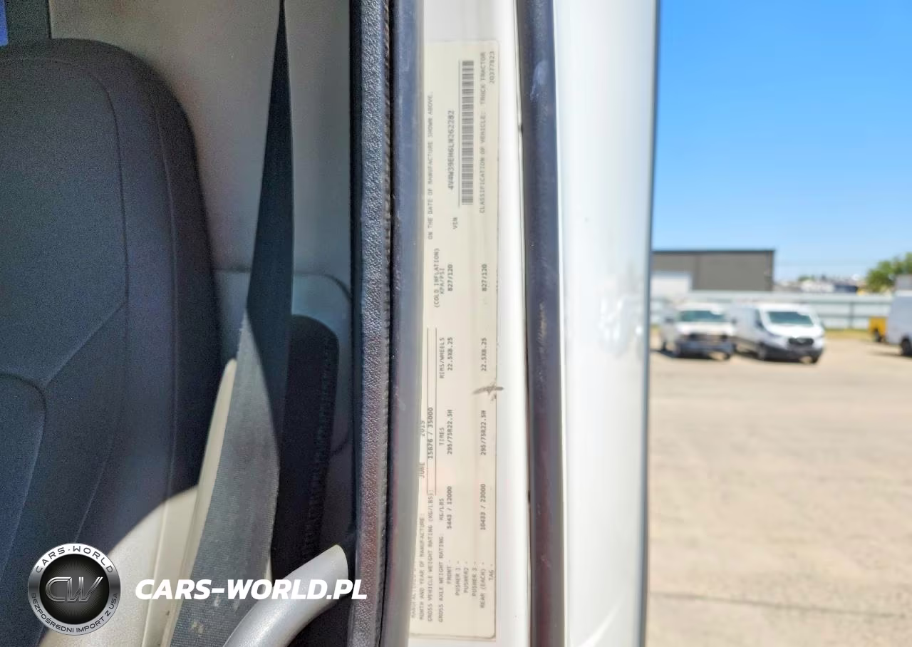 2020 Volvo Vnr Semi Truck VIN:4V4W39EH6LN262282 - 10