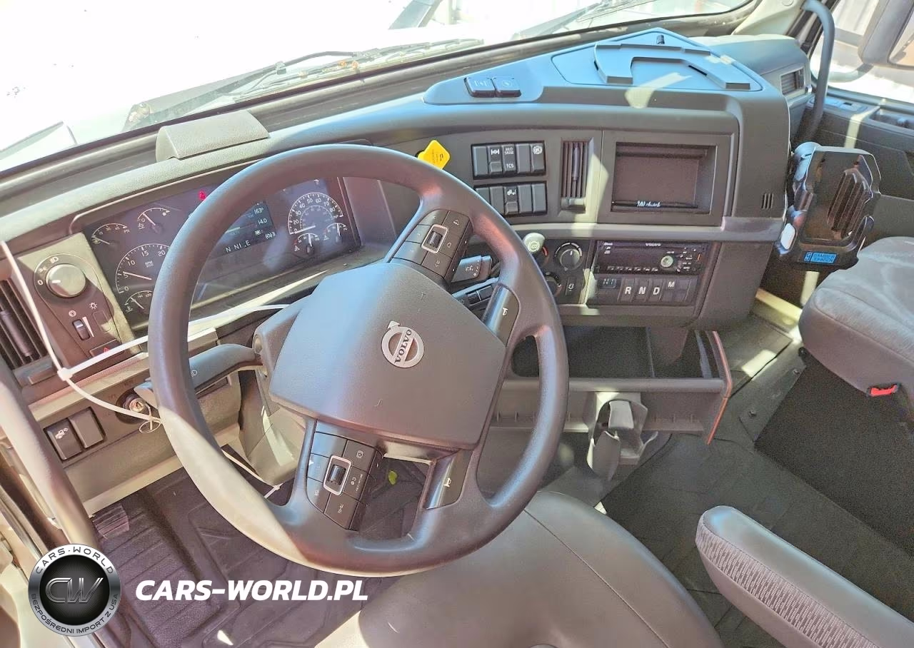 2020 Volvo Vnr Semi Truck VIN:4V4W39EH6LN262282 - 9