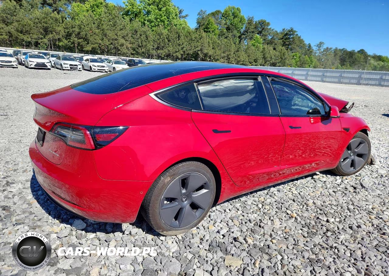 2021 Tesla Model 3 VIN:5YJ3E1EB2MF085834 - 3